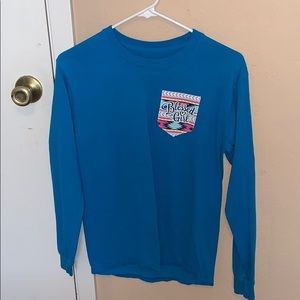 women’s long sleeve shirt
